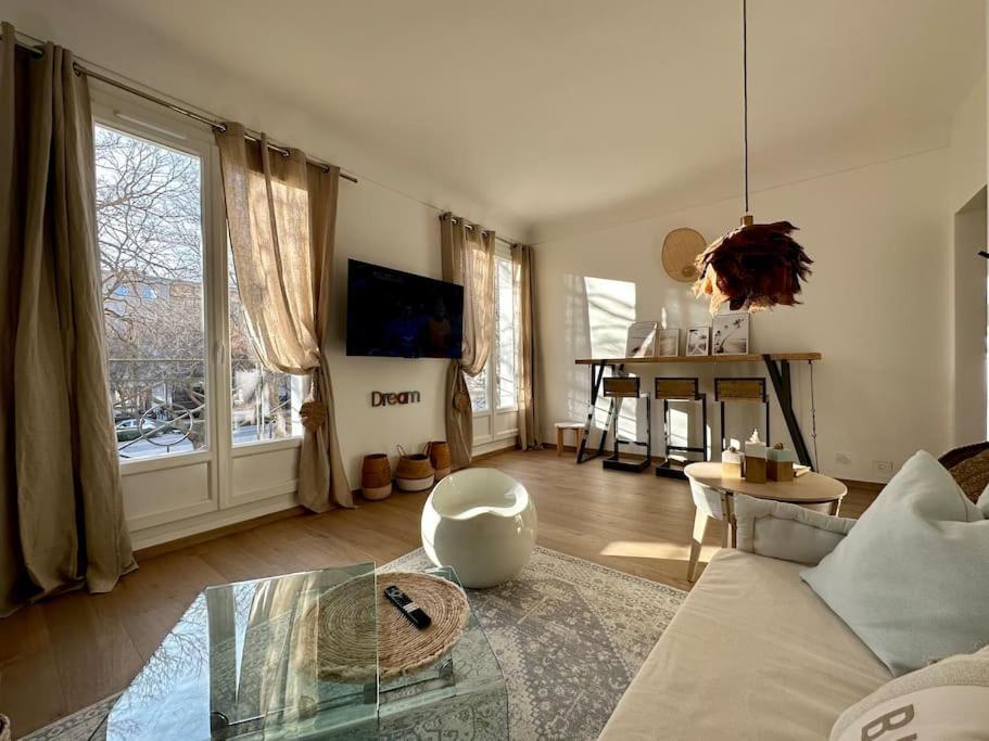 Le Lutz Appartement Nîmes Buitenkant foto